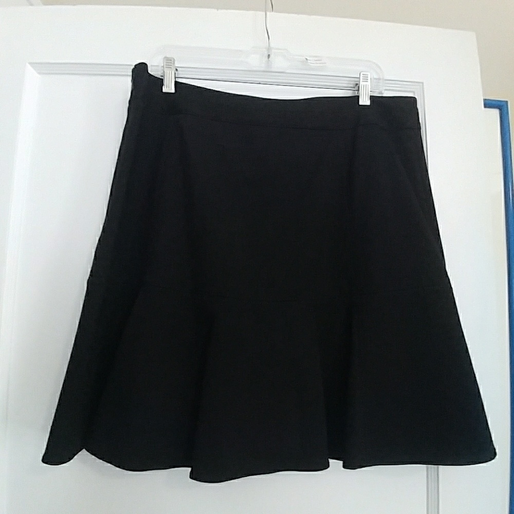 White House Black Market skirt - sz 14